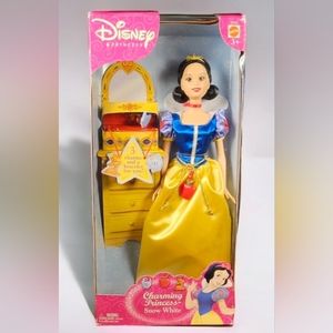 NIB 2003 Disney Princess Snow White Doll